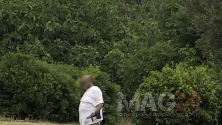 Γυμνός στις Θερμοπύλες! Γυμνός στις Θερμοπύλες!