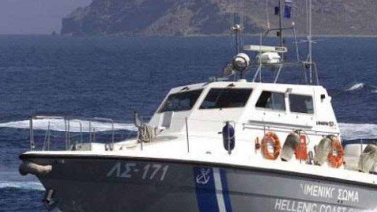 Έρευνες για τον εντοπισμό σκάφους με μετανάστες και πρόσφυγες νότια της Κρήτης