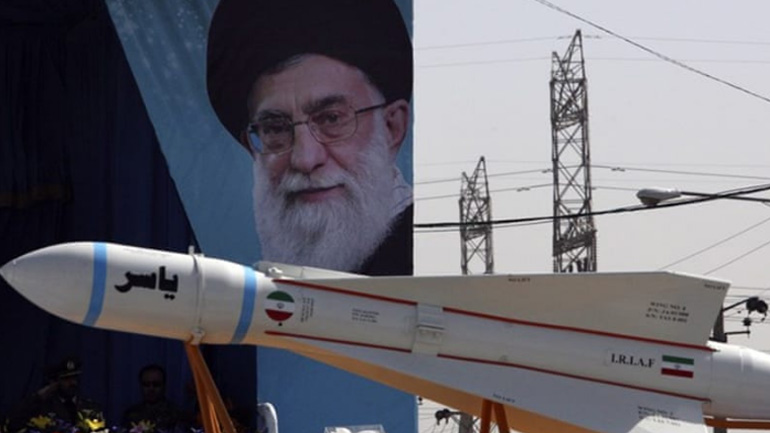 Προετοιμασίες για νέα τρέλα: Πόλεμο με το Ιράν