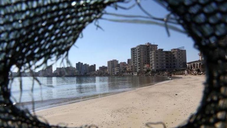 Κύπρος: Oι κατοχικές Αρχές συνέλαβαν οκτώ Ελληνοκυπρίους και μία Βρετανίδα στην παραλία «Γλώσσα»