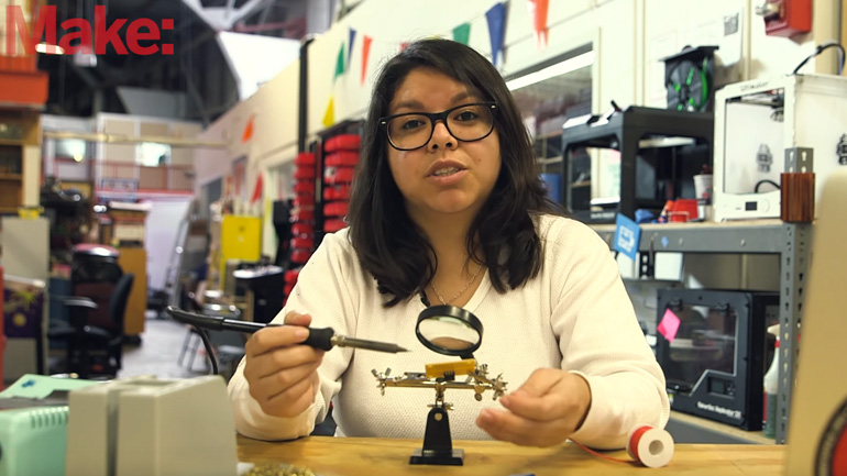 Πώς να κολλήσετε δύο καλώδια με τα πρότυπα της NASA