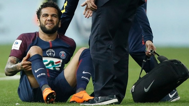 Προλαβαίνει το Μουντιάλ ο Ντάνι Άλβες