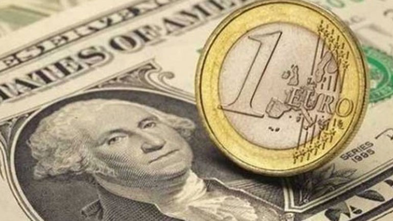 Το ευρώ υποχωρεί σε ποσοστό 0,30%