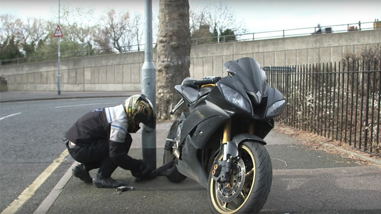 Τρεις φορές τον έκλεψαν και τις τρεις την πήρε πίσω!