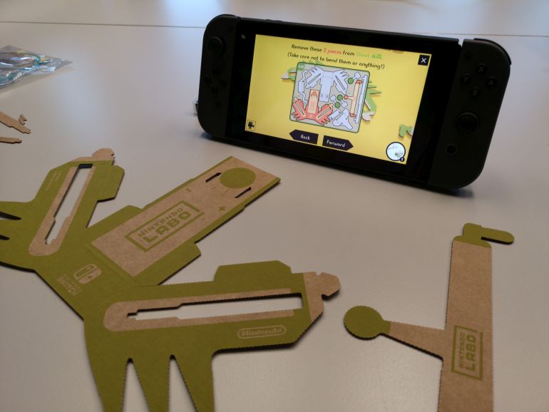 Φτιάχνοντας την πρώτη μας χειροτεχνία