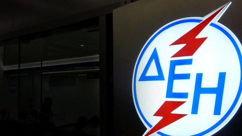 Αναμονή για την αποκατάσταση της ηλεκτροδότησης στη Θεσσαλονίκη