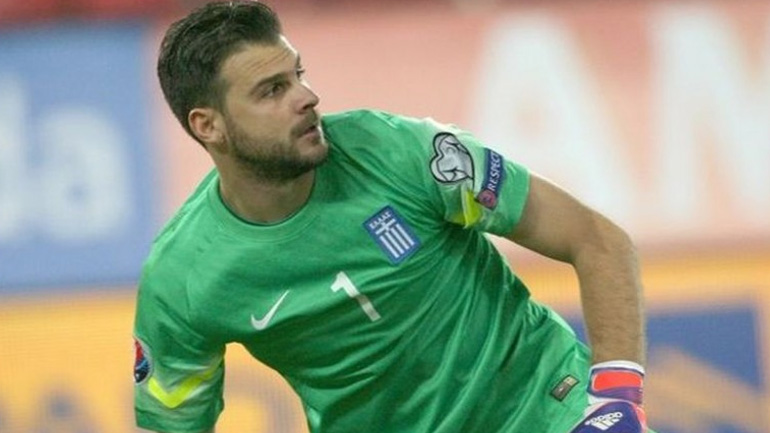 Διαψεύδει για Καρνέζη ο Ολυμπιακός