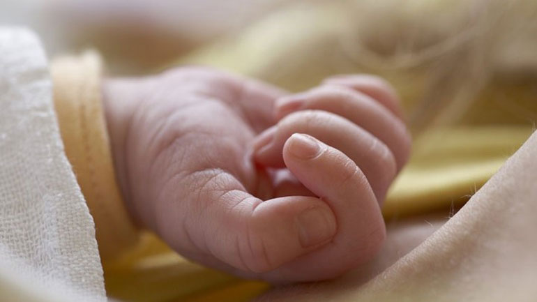 Λάρισα: Ζευγάρι πουλούσε κοκαΐνη με «κάλυψη» το μωρό του