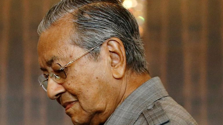 Μαλαισία: Ο Μαχατίρ Μοχαμάντ ορκίστηκε νέος πρωθυπουργός της χώρας