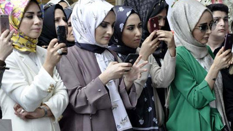 Τουρκία: Άνοιξε το πρώτο πολυκατάστημα μόνο για γυναίκες