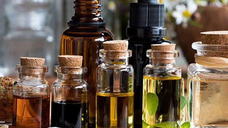 Οι πολλαπλές χρήσεις του ελαίου Jojoba στο πρόσωπό σου