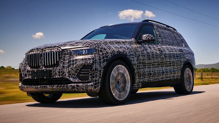 Με κρύσταλλα Swarovski και «πολυθρόνες» η BMW X7