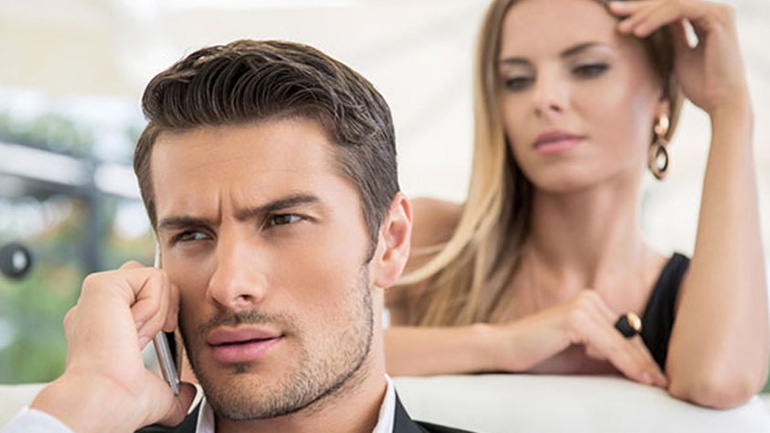 Απάτησες τον άνδρα σου; Μάθε πώς θα αντιδράσει αν το μάθει!