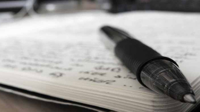 Απεβίωσε ο δημοσιογράφος Μιχάλης Μαντάς