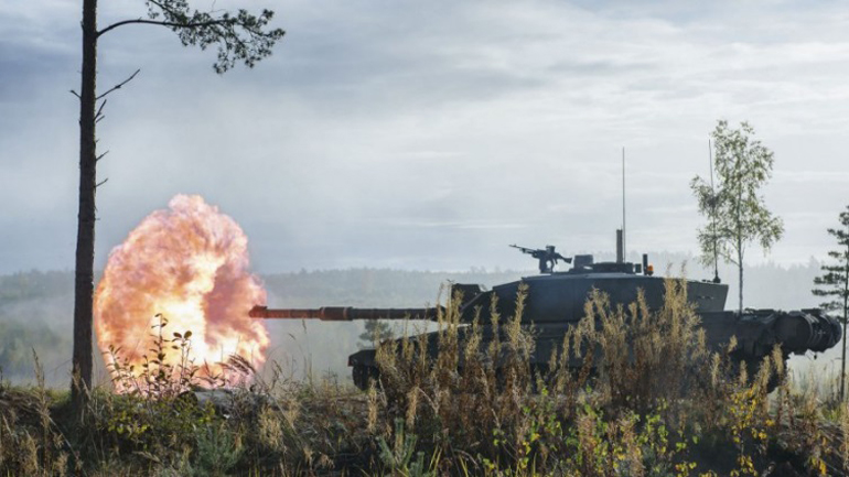 Εσθονία: Άσκηση με βρετανικά άρματα μάχης