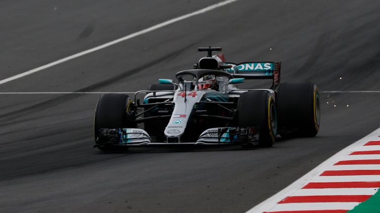 Formula 1: Πολύ δυνατή η Mercedes στην Ισπανία – Pole για τον Hamilton
