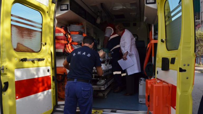 Ηράκλειο: Πτώση γυναίκας από μπαλκόνι – Στο νοσοκομείο με σοβαρά τραύματα