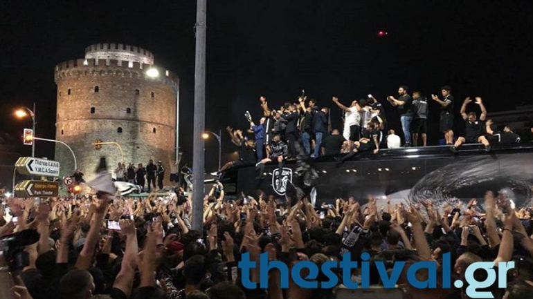 Η αποθέωση των Κυπελλούχων του ΠΑΟΚ στον Λευκό Πύργο