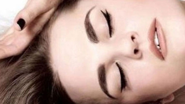 Γιατί οι γυναίκες προσποιούνται τη σεξουαλική ευχαρίστηση;