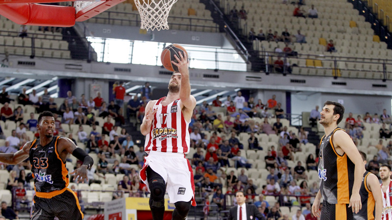 Στο ρελαντί ο Ολυμπιακός, 104-69 τον Προμηθέα