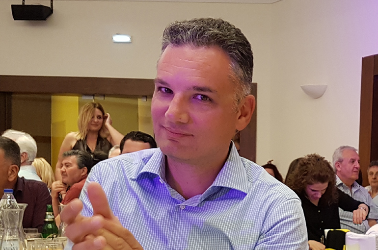 Ο Γιάννης Μεθενίτης