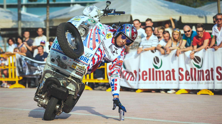 Nicola L’impennatore: Ο κορυφαίος stuntman του κόσμου έρχεται στη Θεσσαλονίκη!