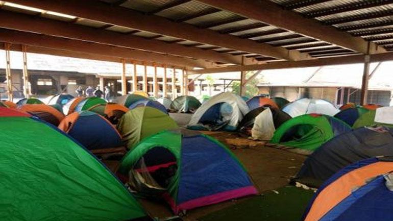 Εικόνες μετά τη «σκούπα» της αστυνομίας σε Λαδόπουλο και ΑΒΕΞ στην Πάτρα