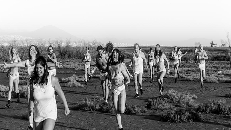 «Ερωτευμένα Άλογα» στη Μονή Λαζαριστών «Ερωτευμένα Άλογα» στη Μονή Λαζαριστών