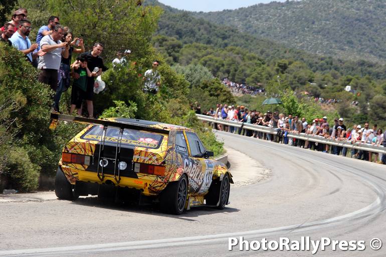 Οι αγώνες του πανελληνίου πρωταθλήματος αναβάσεων συγκεντρώνουν πολύ κόσμο...