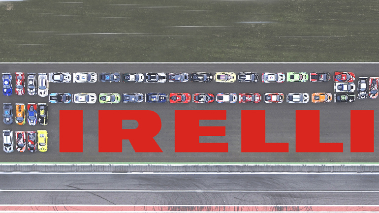 Το λογότυπο της Pirelli γραμμένο με… αυτοκίνητα