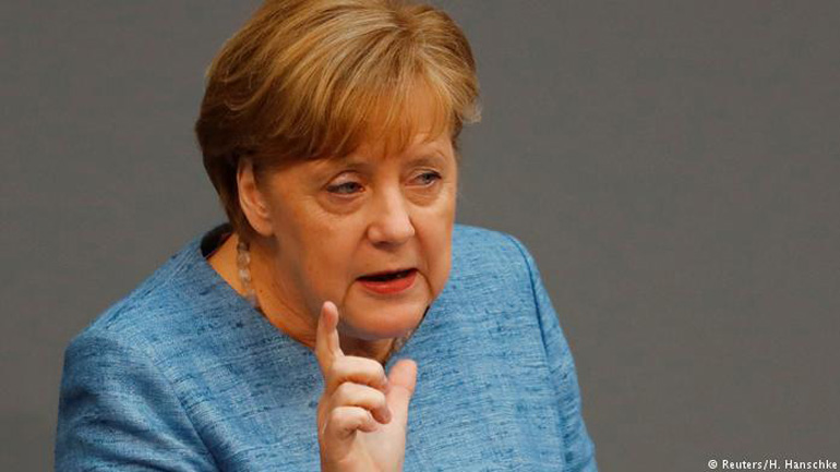 Μέρκελ: Το διακύβευμα στα Δ. Βαλκάνια είναι ειρήνη ή πόλεμος Μέρκελ: Το διακύβευμα στα Δ. Βαλκάνια είναι ειρήνη ή πόλεμος