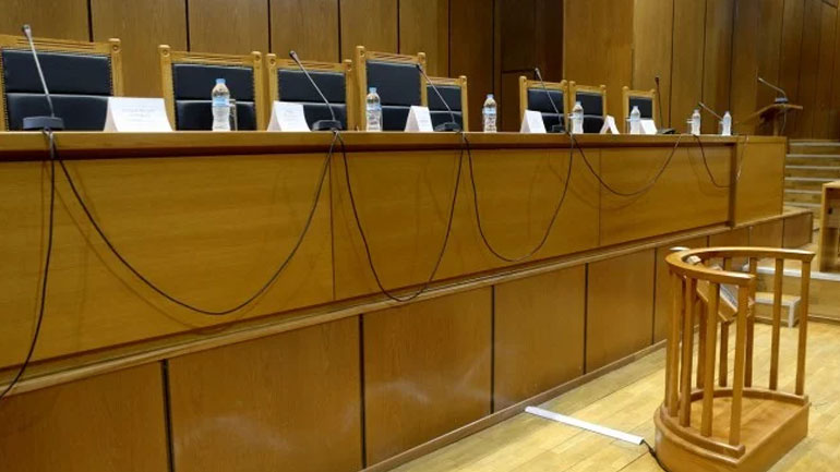 Χανιά: Δικαστική υπάλληλος κατηγορείται για πλαστά πτυχία