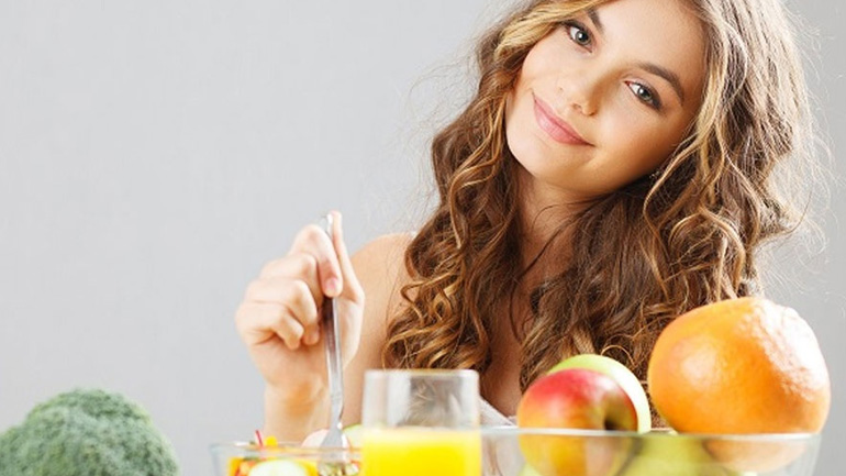 Αυτές είναι οι τροφές που παρατείνουν τη νεότητα σύμφωνα με τους επιστήμονες