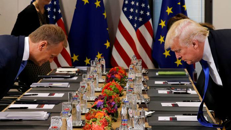 Ντόναλντ Τουσκ: «Καπριτσιόζικη η συμπεριφορά της αμερικανικής κυβέρνησης»