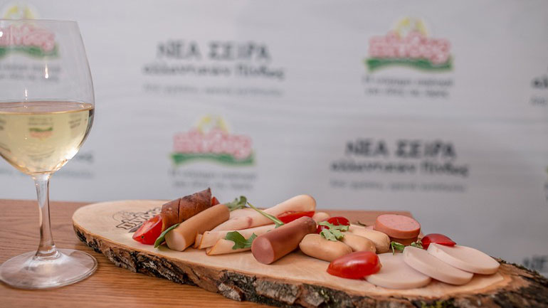 Τα αλλαντικά από κοτόπουλο ΠΙΝΔΟΣ μας αποκάλυψαν την πιο νόστιμη επιλογή!