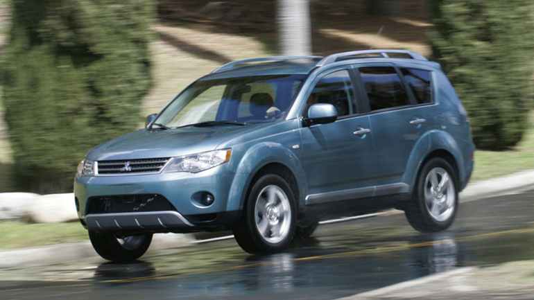 Ανακαλούνται 3.083 Mitsubishi Outlander στην Ελλάδα