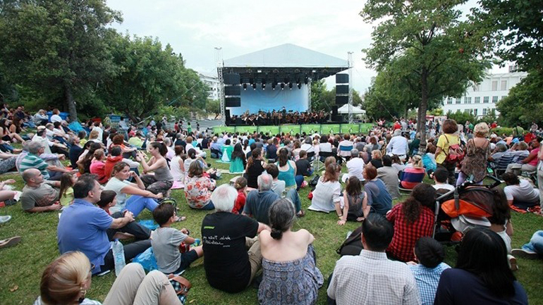 Καλοκαίρι στον Κήπο του Μεγάρου