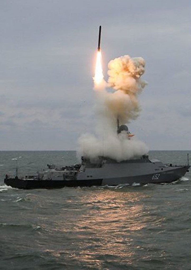 Ρωσικός στόλος με δυνατότητα εκτόξευσης βαλλιστικών πυραύλων αναπτύσσεται μόνιμα απέναντι από τις ισραηλινές ακτές