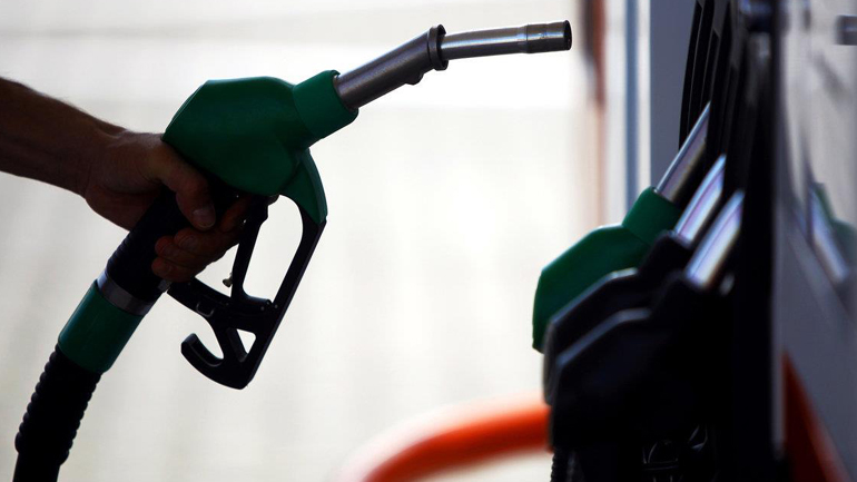 Τα 1,97 ευρώ έφτασε η αμόλυβδη βενζίνη…