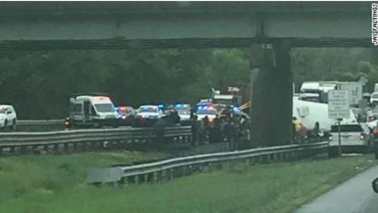 ΗΠΑ: Δύο νεκροί από σύγκρουση σχολικού με αποριματοφόρο