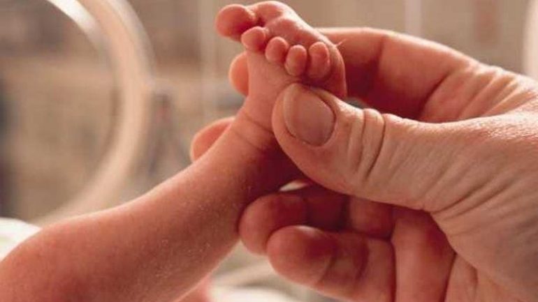 Βρέφος υπέκυψε αμέσως μετά τη γέννησή του