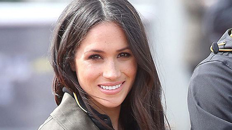 Πώς η Meghan Markle έμαθε να… πίνει τσάι σαν πριγκίπισσα!