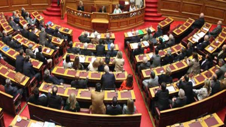 Βουλή-Συζήτηση για Novartis: Aποχώρησαν ΔΗΣΥ, Ένωση Κεντρώων και Ποτάμι