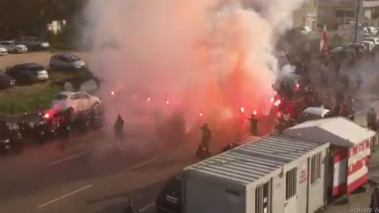 Γαλλία: Οπαδοί της Αζαξιό έριξαν πέτρες στο πούλμαν της Χάβρης-Αναβλήθηκε το μπαράζ ανόδου