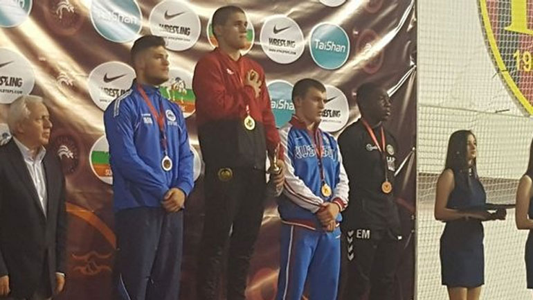 Πάλη: «Ασημένιος» ο Τσομπανούδης στα Σκόπια