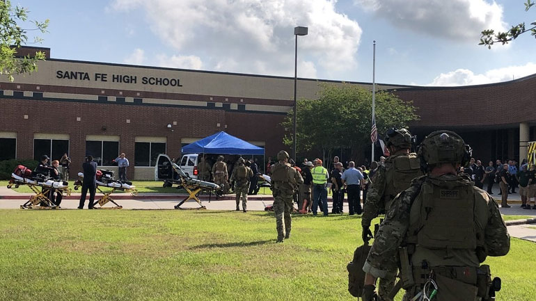 Τέξας: Ο 17χρονος άφησε κάποιους μαθητές που συμπαθούσε να ζήσουν «για να διηγηθούν την ιστορία του»