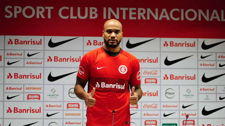 Φουλάρει για την απόκτηση του Μολέντο ο Ολυμπιακός