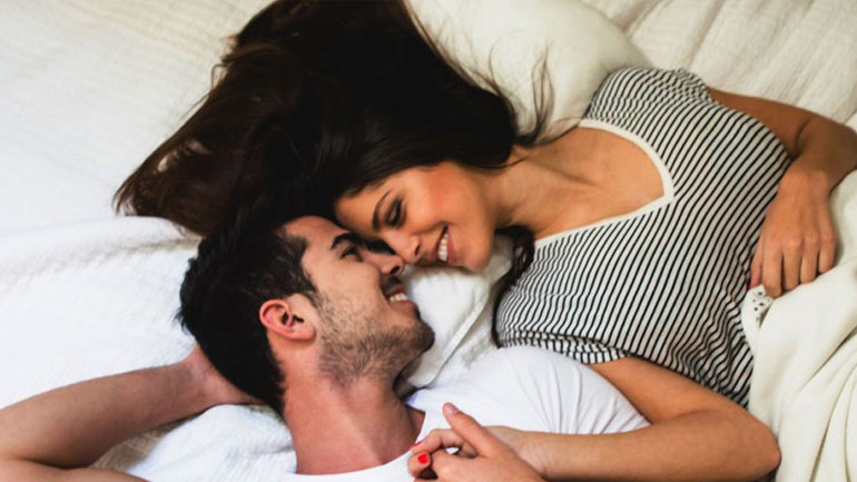 Όσα κρύβουν οι άνδρες από τις συζύγους τους