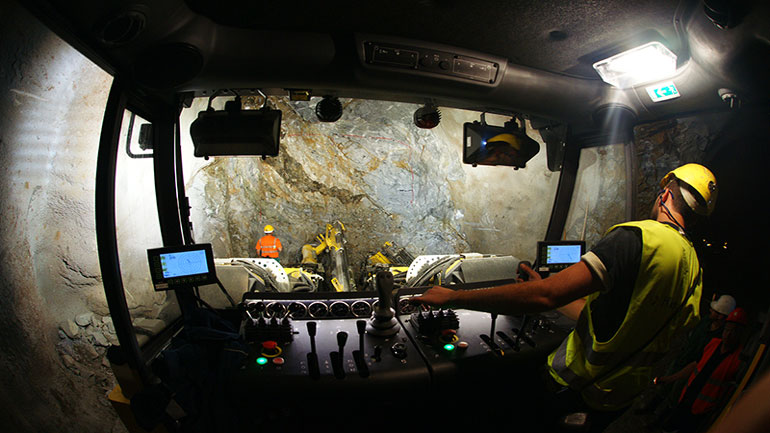 Κοινή ανακοίνωση σωματείων εργαζομένων στα μεταλλεία Κασσάνδρας