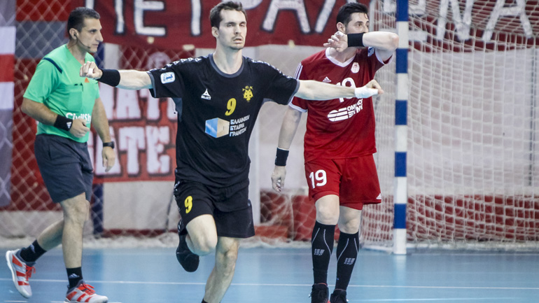 Χάντμπολ: «Έσπασε» την έδρα του Ολυμπιακού η ΑΕΚ